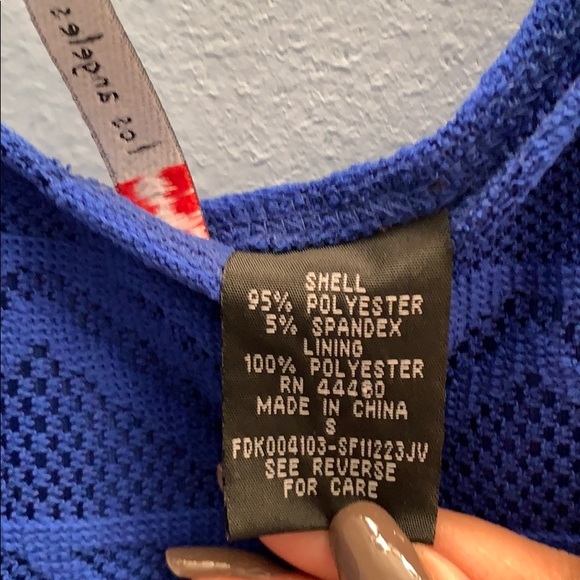 Dress - Picture 7 of 8